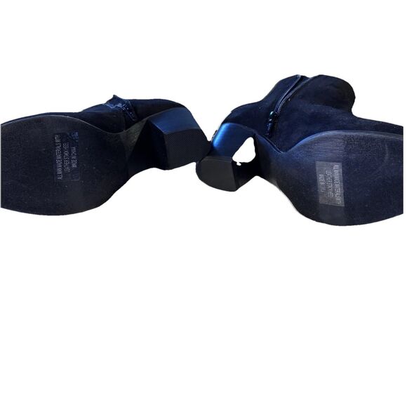 Dolce Vita Women's Black Collyns Short Bootie Suede Leather Stack Heel Size 7.5 - Picture 10 of 13